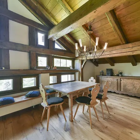 Apartment Chesa Grischuna - La Punt-Chamues-ch