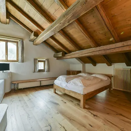 公寓 Chesa Grischuna -