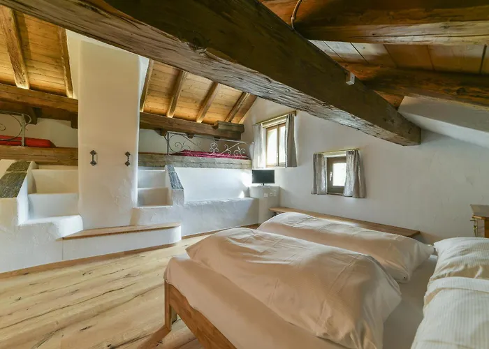 Apartment Chesa Grischuna - *