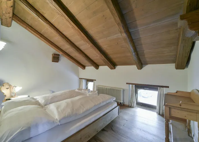 Apartment Chesa Grischuna - *